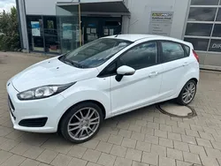 Weiß Gebraucht 2017 Ford Fiesta Trend Kleinwagen | 7.990 € (Guter Preis)