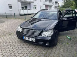 Schwarz Gebraucht 2006 Mercedes C220 Classic Kombi | 2.150 € (Fairer Preis)
