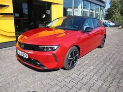 Rot metallic Gebraucht 2023 Opel Astra Elegance Limousine | 21.970 € (Fairer Preis)