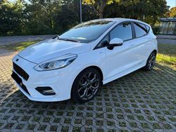 Weiß Gebraucht 2018 Ford Fiesta ST-Line Kleinwagen | 12.250 € (Fairer Preis)