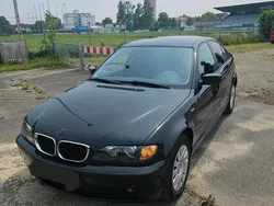 Schwarz Gebraucht 2003 BMW 318 Limousine | 6.100 € (Teuer)
