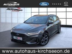 Grau Gebraucht 2024 Ford Focus ST-Line Kombi | 23.850 € (Superpreis)