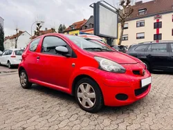 Rot Gebraucht 2009 Toyota Aygo Basis Kleinwagen | 1.900 € (Fairer Preis)
