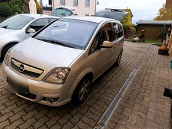 Silber Gebraucht 2009 Opel Meriva Van / Kleinbus | 2.200 € (Fairer Preis)