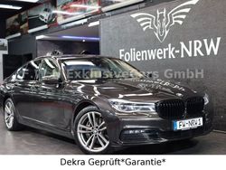 Grau Gebraucht 2016 BMW 740 iPerformance Limousine | 37.960 €