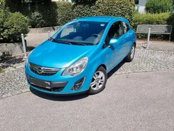 Blau Gebraucht 2011 Opel Corsa Selection Kleinwagen | 2.500 € (Guter Preis)