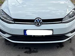 Weiß Gebraucht 2018 VW Golf VII Limousine | 13.000 € (Guter Preis)
