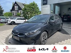 Schwarz Neu 2025 Kia Ceed Style Limousine | 25.400 € (Fairer Preis)