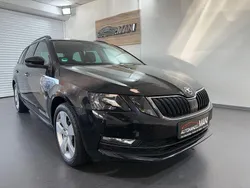 Schwarzmagic perleffekt Gebraucht 2018 Skoda Octavia Ambition Kombi | 14.990 € (Guter Preis)