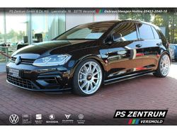 Deep black (metallic) Gebraucht 2019 VW Golf VII R Limousine | 28.930 € (Teuer)