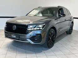 Grau Gebraucht 2020 VW Touareg R-line SUV | 57.789 € (Fairer Preis)