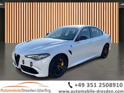 Colore interno (leder/alcantara quadrifoglio n) Gebraucht 2018 Alfa Romeo Giulia Quadrifoglio Limousine | 54.900 € (Etwas zu teuer)