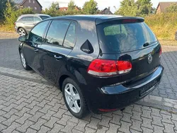 Schwarz Gebraucht 2011 VW Golf VI Team Limousine | 4.000 € (Guter Preis)