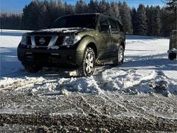 Grün Gebraucht 2005 Nissan Pathfinder SUV | 7.199 € (Guter Preis)