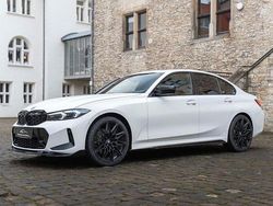 Weiß Gebraucht 2021 BMW 330 Performance Limousine | 33.900 € (Guter Preis)