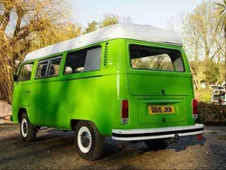 Grün Gebraucht 1977 VW T2 Van | 27.500 €