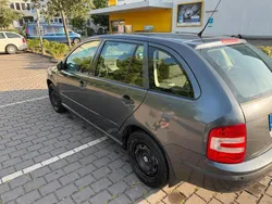 Grau Gebraucht 2006 Skoda Fabia Kombi | 1.250 € (Guter Preis)