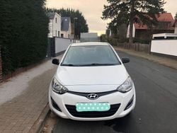 Weiß Gebraucht 2014 Hyundai i20 Edition Kleinwagen | 3.500 € (Guter Preis)