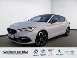 Weiss nevada weiss Gebraucht 2023 Seat Leon FR Limousine | 22.770 € (Fairer Preis)