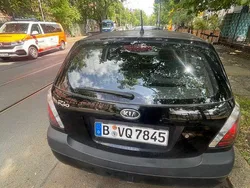 Schwarz Gebraucht 2006 Kia Rio EX Limousine | 1.200 € (Superpreis)