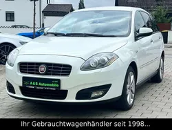 Weiß Gebraucht 2010 Fiat Croma Dynamic Kombi | 2.290 €