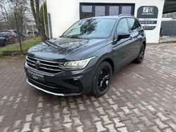 Grau Gebraucht 2023 VW Tiguan Life SUV | 31.499 € (Fairer Preis)
