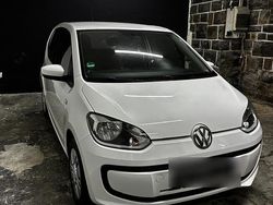 Weiß Gebraucht 2014 VW up! Kleinwagen | 4.299 € (Guter Preis)