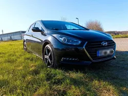 Schwarz Gebraucht 2017 Hyundai i40 Premium Kombi | 9.200 € (Fairer Preis)