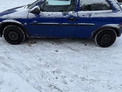 Blau Gebraucht 1998 Opel Corsa Swing Kleinwagen | 600 € (Guter Preis)