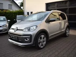 Silber Gebraucht 2019 VW cross up! Kleinwagen | 20.169 €