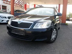 Schwarz Gebraucht 2012 Skoda Octavia Ambition Kombi | 4.999 € (Guter Preis)