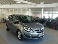 Braun Gebraucht 2012 Opel Meriva Innovation Van / Kleinbus | 7.750 € (Fairer Preis)