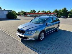 Gebraucht 2011 Skoda Superb Comfort Kombi | 5.499 € (Guter Preis)