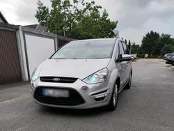 Silber Gebraucht 2011 Ford S-MAX Titanium Van / Kleinbus | 4.499 € (Superpreis)