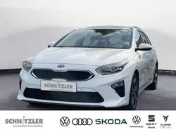 Weiß Gebraucht 2019 Kia Ceed Sportswagon Spirit Kombi | 13.450 € (Fairer Preis)