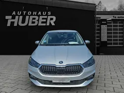 Silber Gebraucht 2024 Skoda Fabia Selection Limousine | 16.999 € (Guter Preis)