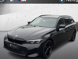 Schwarz Gebraucht 2022 BMW 320 M Sport Kombi | 33.400 € (Etwas zu teuer)