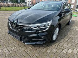 Schwarz Gebraucht 2022 Renault Mégane IV Business Limousine | 17.499 € (Guter Preis)