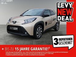 Beige (ginger beige ) Neu 2025 Toyota Aygo Kleinwagen | 17.118 €