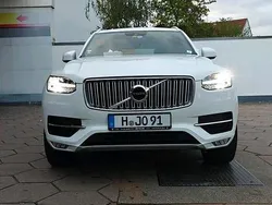 Weiß Gebraucht 2015 Volvo XC90 Inscription SUV | 23.250 € (Fairer Preis)