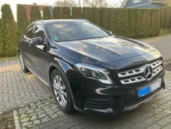 Schwarz Gebraucht 2019 Mercedes GLA180 AMG line SUV | 21.000 € (Guter Preis)