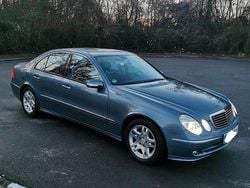 Blau Gebraucht 2006 Mercedes E280 Avantgarde Limousine | 8.000 € (Fairer Preis)