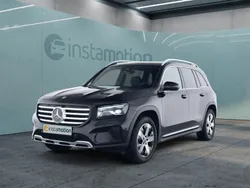 Mercedes GLB180