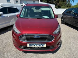 Rot Gebraucht 2018 Ford Tourneo Connect Titanium Van / Kleinbus | 20.900 € (Teuer)