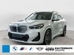 Weiß Neu 2025 BMW iX1 M Sport SUV | 51.490 € (Superpreis)
