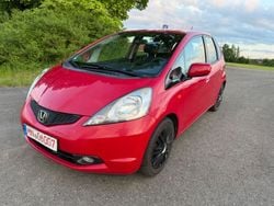 Rot Gebraucht 2010 Honda Jazz Trend Kleinwagen | 1.800 € (Superpreis)