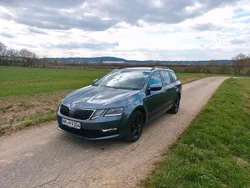 Grau Gebraucht 2018 Skoda Octavia Kombi | 12.900 € (Fairer Preis)