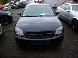 Schwarz Gebraucht 2003 Opel Vectra GTS OPC Limousine | 1.800 € (Superpreis)