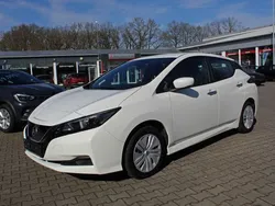 Weiß Gebraucht 2021 Nissan Leaf Visia Kleinwagen | 13.390 € (Fairer Preis)