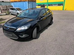 Schwarz Gebraucht 2009 Ford Focus Kombi | 1.899 € (Guter Preis)